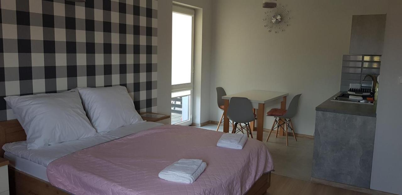 Apartamenty Maja -Pokoje - Domy Wakacyjne -Basen Podgrzewany -Jacuzzi - Sauna Łeba Exterior foto