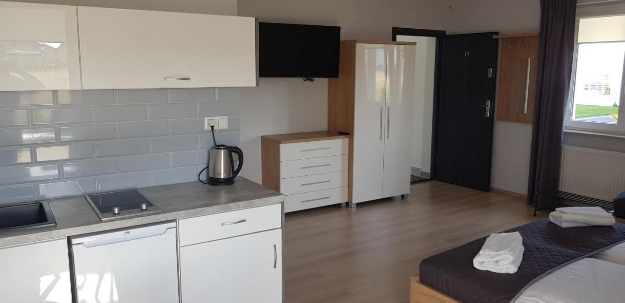 Apartamenty Maja -Pokoje - Domy Wakacyjne -Basen Podgrzewany -Jacuzzi - Sauna Łeba Exterior foto