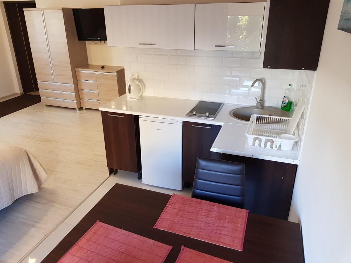 Apartamenty Maja -Pokoje - Domy Wakacyjne -Basen Podgrzewany -Jacuzzi - Sauna Łeba Exterior foto