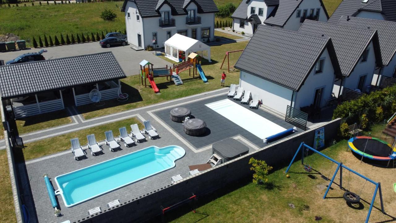 Apartamenty Maja -Pokoje - Domy Wakacyjne -Basen Podgrzewany -Jacuzzi - Sauna Łeba Exterior foto