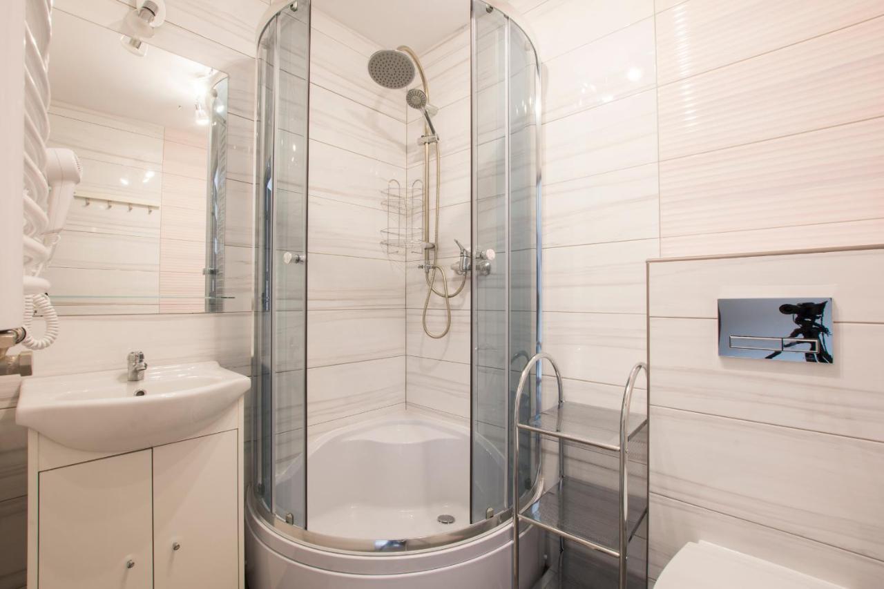 Apartamenty Maja -Pokoje - Domy Wakacyjne -Basen Podgrzewany -Jacuzzi - Sauna Łeba Exterior foto