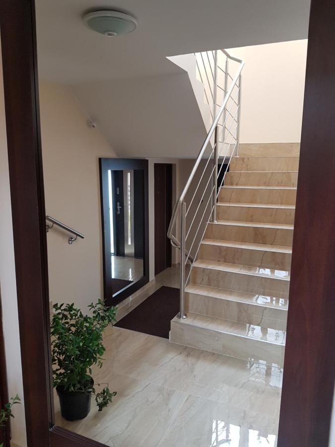 Apartamenty Maja -Pokoje - Domy Wakacyjne -Basen Podgrzewany -Jacuzzi - Sauna Łeba Exterior foto