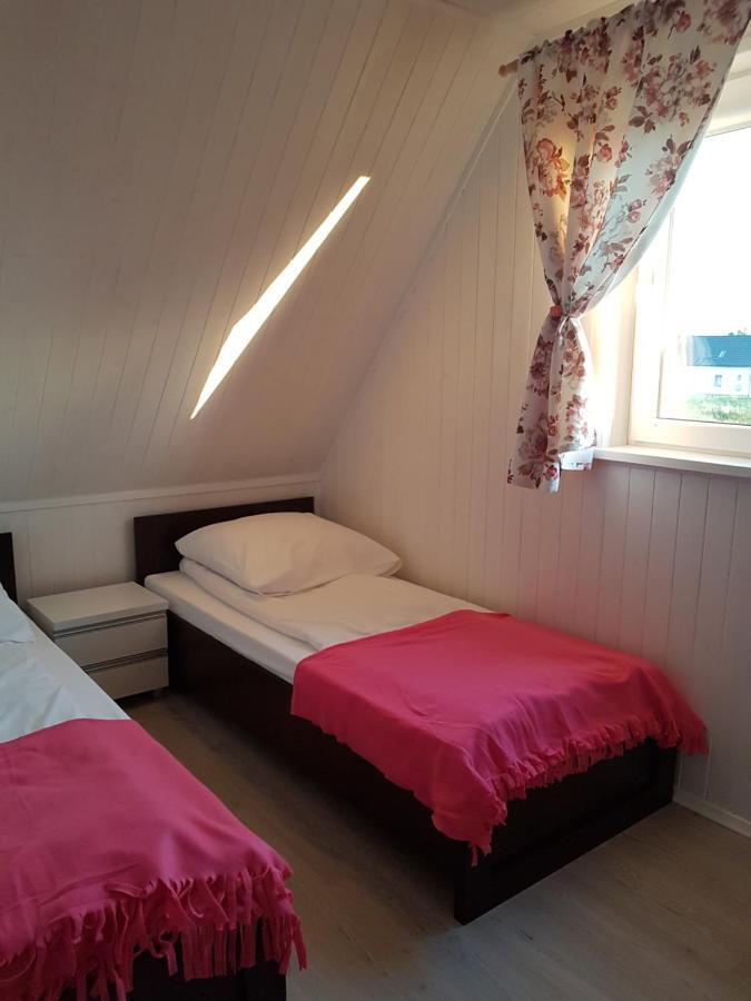 Apartamenty Maja -Pokoje - Domy Wakacyjne -Basen Podgrzewany -Jacuzzi - Sauna Łeba Exterior foto