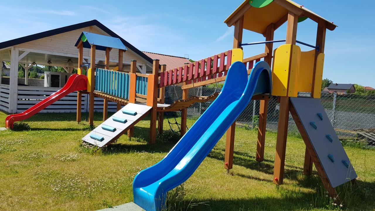 Apartamenty Maja -Pokoje - Domy Wakacyjne -Basen Podgrzewany -Jacuzzi - Sauna Łeba Exterior foto