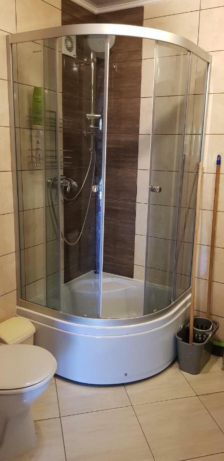 Apartamenty Maja -Pokoje - Domy Wakacyjne -Basen Podgrzewany -Jacuzzi - Sauna Łeba Exterior foto